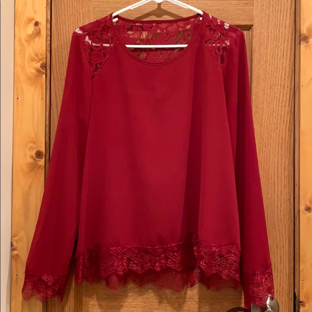 GORGEOUS deep red top w eyelash lace - Picture 1 of 9
